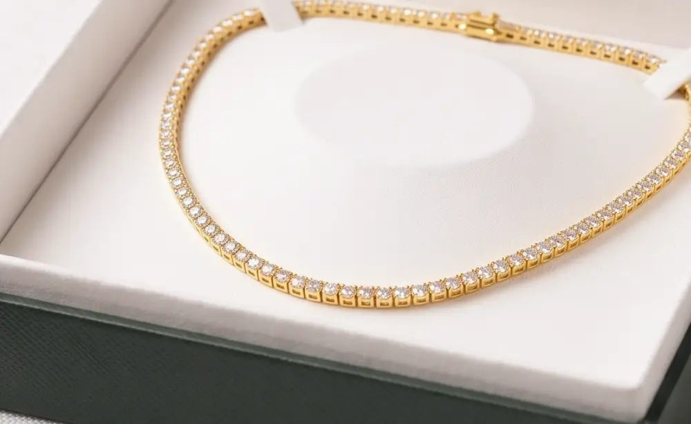 Friendly Diamonds tennis necklace packaging two