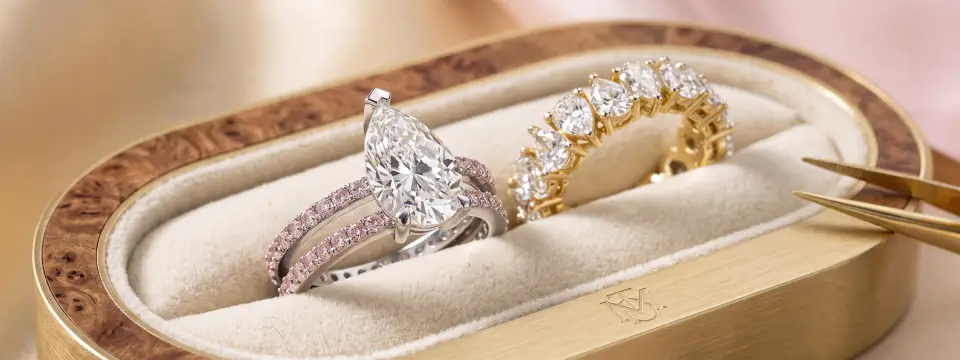 Pear-Shaped Diamond Rings